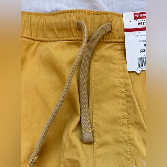 Wrangler Men’s Sz M Shorts - NEW - Picture 4 of 6